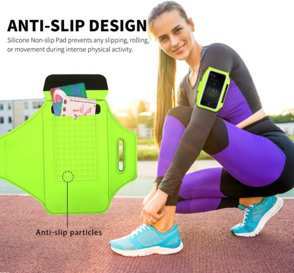 Water Resistant Running Armband with Earphone Bag - Image 4